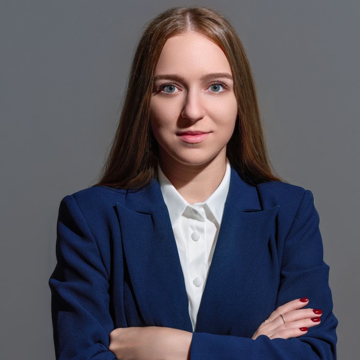 DARIA PASHKOVA